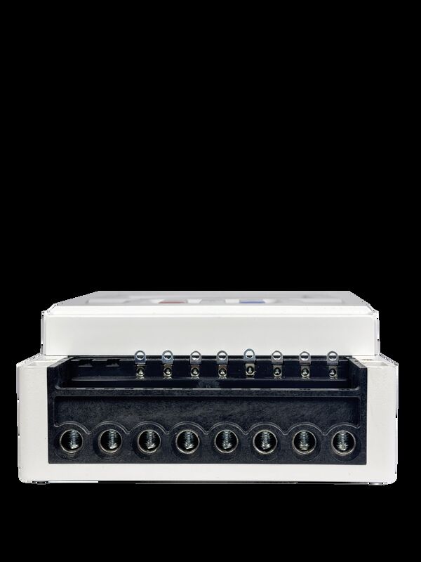 Trójfazowy, dzielony licznik energii elektrycznej z przedpłatą, moduł komunikacji radiowej obsługuje funkcje zdalne