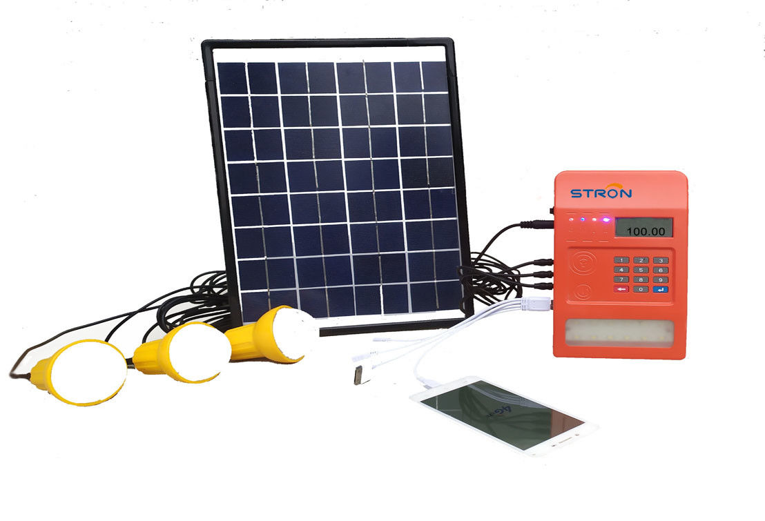 ST388 30W Anti UV Pay As You Go Układ słoneczny z akumulatorem litowo-jonowym 2000 mAH