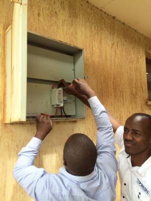 Wygodny inteligentny licznik energii elektrycznej z oprogramowaniem do sprzedaży przedpłaconej Stronpay, typ tokena przedpłaconego